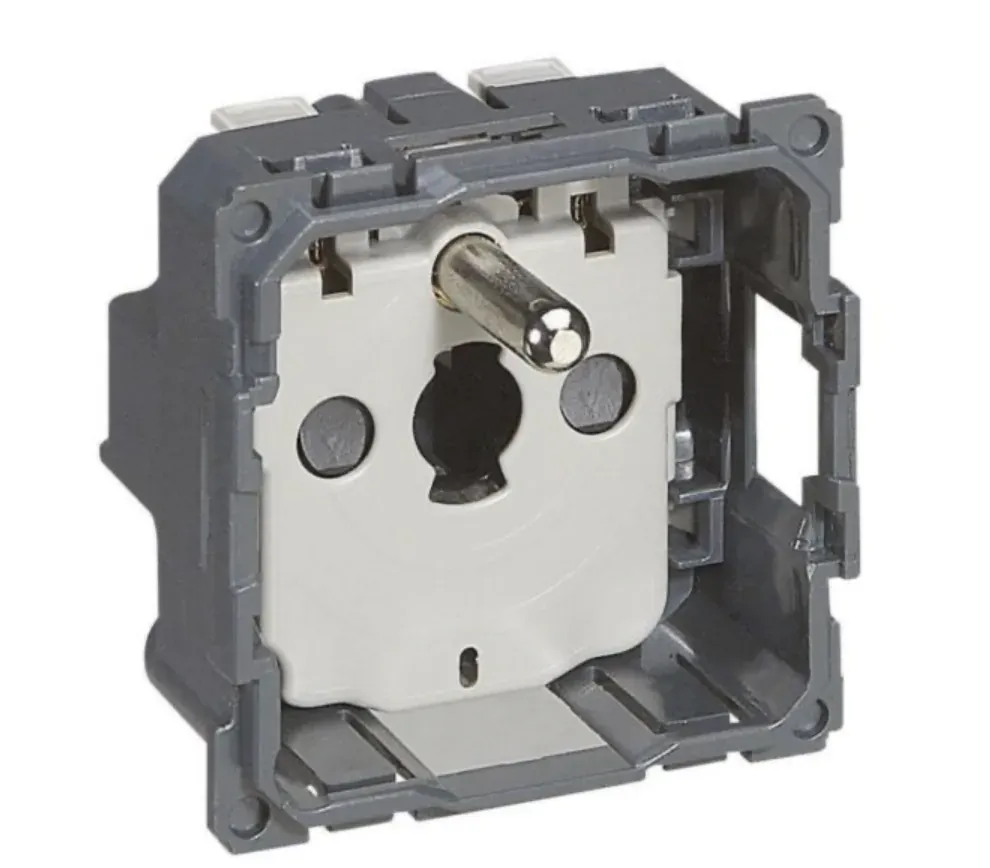 Prise 2P+T 16 A 250 V — bornes automatiques — gamme Céliane — image 1