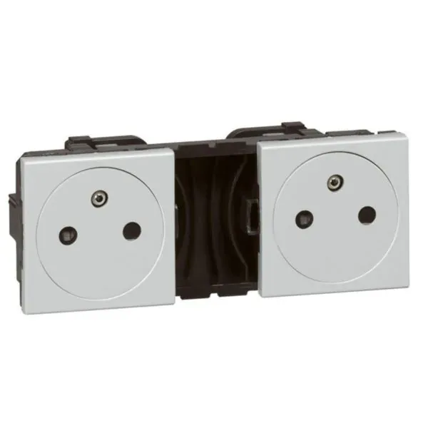 Double prise 2P+T surface — 2 rangées × 2 modules — aluminium — image 1