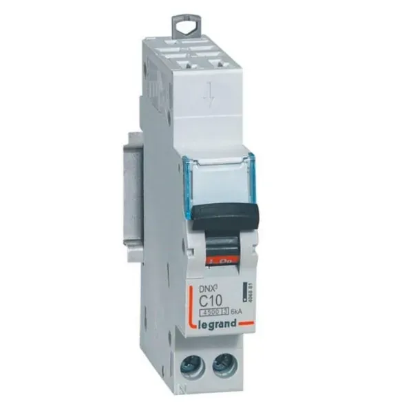DNX³ 4500 — Disjoncteur 1P+N 10 A courbe C — 6 kA — image 1