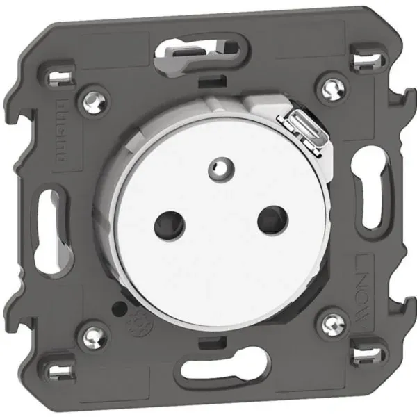 Prise 2P+T avec USB — 2 modules blanc (gamme Living Now) — image 1